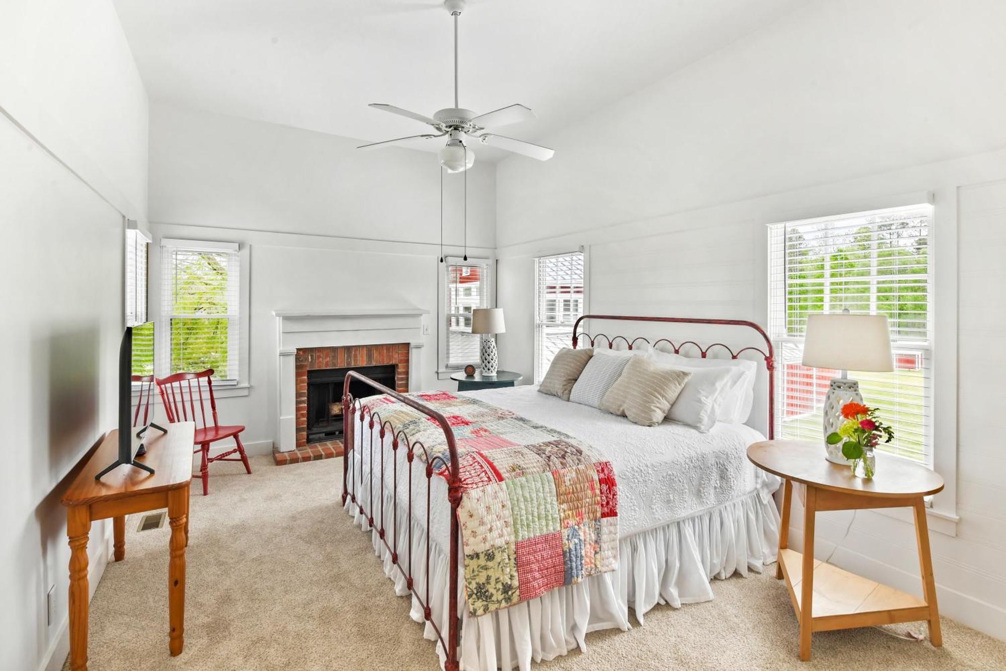 The Farmhouse Inn Buckhead Oda fotoğraf
